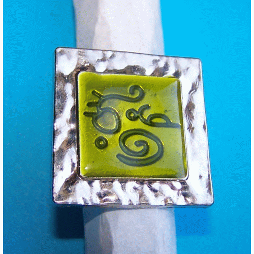 Brede zilveren en groene emaille ring, model D, verstelbaar
