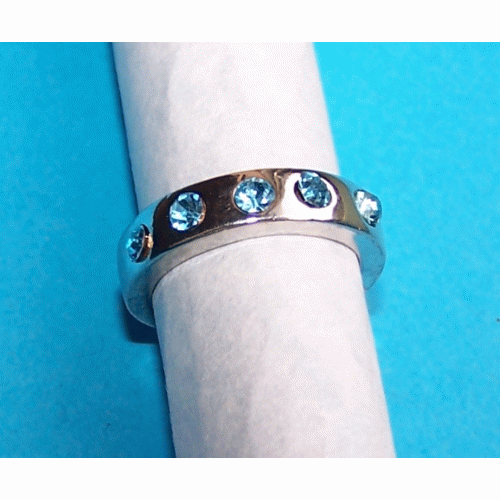 Zilveren ring met lichtblauwe Swarovski, model G, maat 17