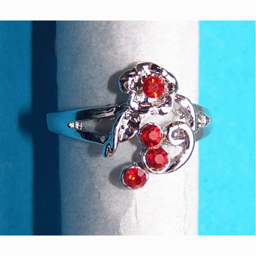 Zilveren ring met rode Swarovski, model K, maat 18