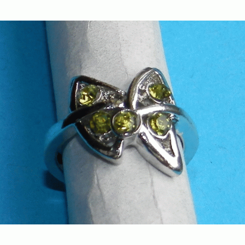 Zilveren ring met groene Swarovski, model K, maat 18