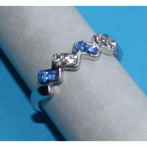 Zilveren ring met blanke en lichtblauwe Swarovski, model BA, maat 17