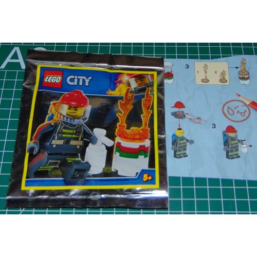 Lego City bandweerman met brandend vat