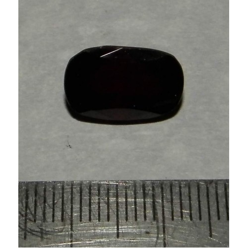 Hessoniet Granaat GL - radiant geslepen - 13,7x8,9mm