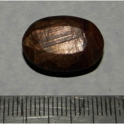 Goudbruine Saffier - steen Q - ovaal geslepen - 19,5x18,3mm