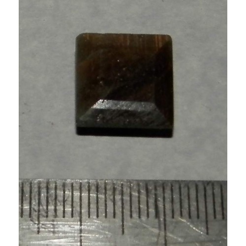 Goudbruine Saffier - steen U - prinses geslepen - 12x12mm