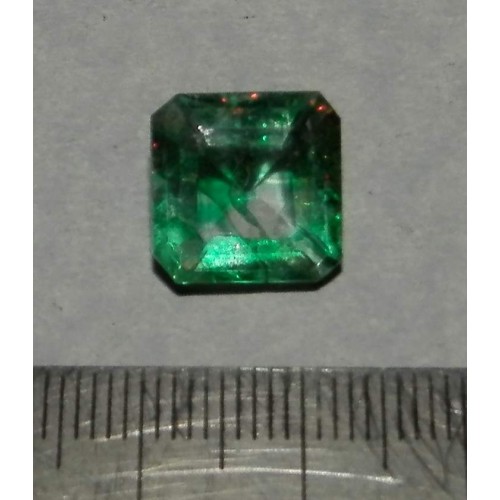 Smaragd GDD - emerald geslepen - 12x12mm 
