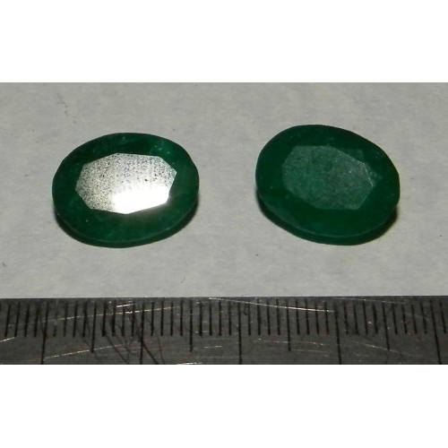Smaragden GPJ - ovaal geslepen - 16,2x12mm - met certificaat