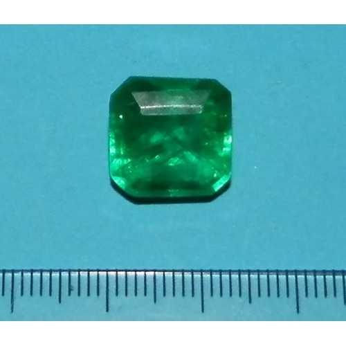 Smaragd GIG - emerald geslepen - 12,8x12,8mm