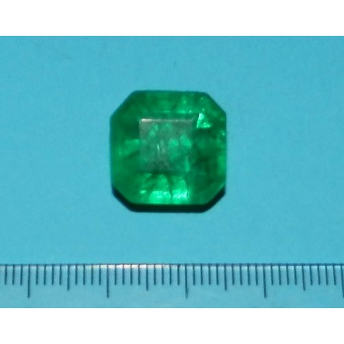 Smaragd GIW - emerald geslepen - 14,8x14,3mm - certificaat