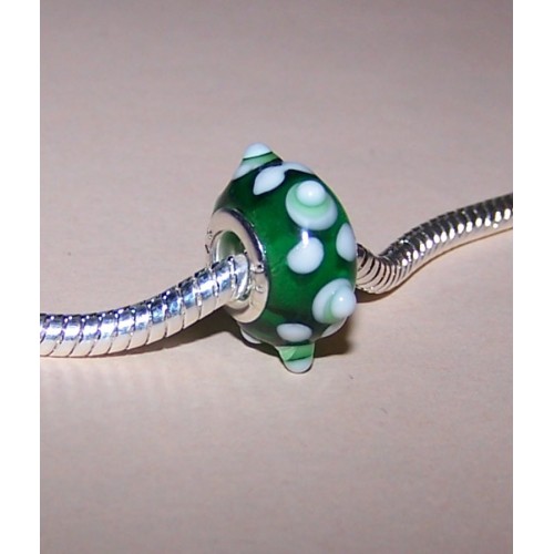 Groene Murano Pandora style bead met lampwerk decoratie