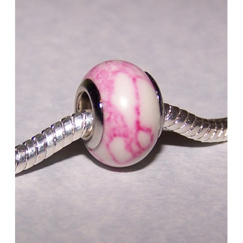 Geaderde roze Howliet bead, Pandora stijl