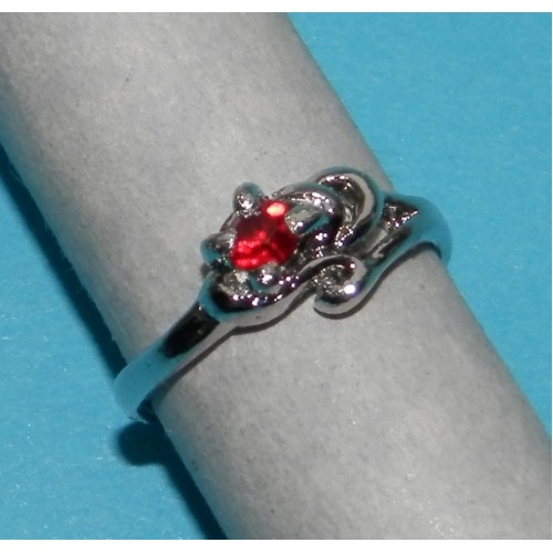 Zilveren ring met rode Swarovski, model AM, maat 16