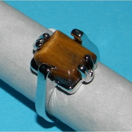 Zilveren ring met Tijgeroog, model M, maat 16