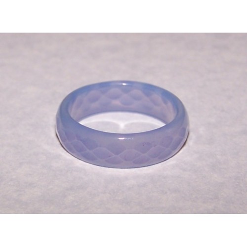 Gefacetteerde licht blauwe agaat ring - 5mm breed - maat 18