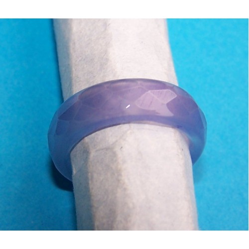 Gefacetteerde licht paarse agaat ring - 5mm breed - maat 18,5