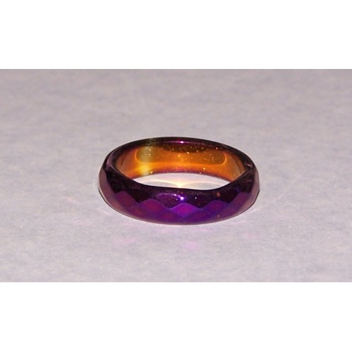 Gefacetteerde paarse Agaat ring, 5mm breed, maat 18